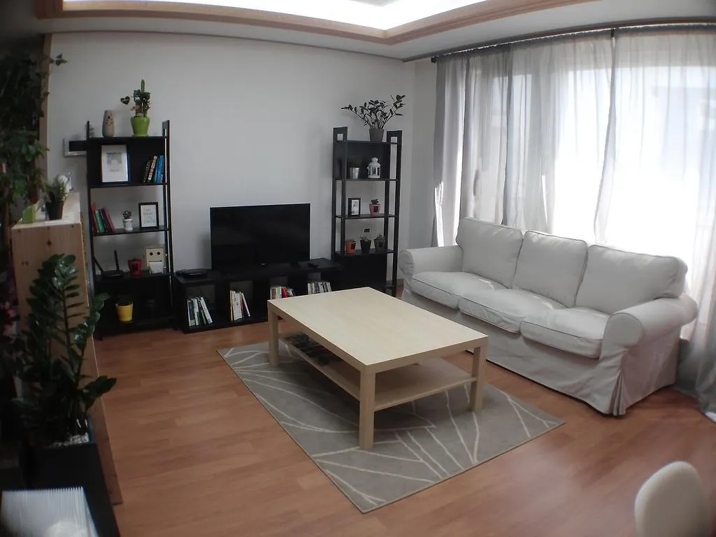 Airbuddy Guesthouse Incheon Airport 2*,  대한민국